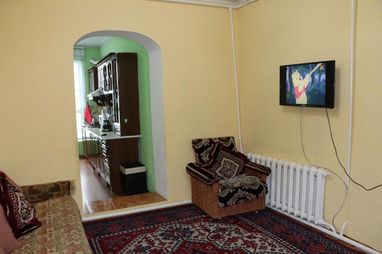 Guest House Oimo Balykchy Bagian luar foto